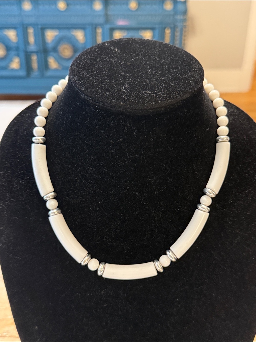 Vintage Silver Tone White Beaded Choker Collar Statement Necklace